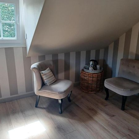 Bed and Breakfast Les Pommiers Онфлёр Экстерьер фото